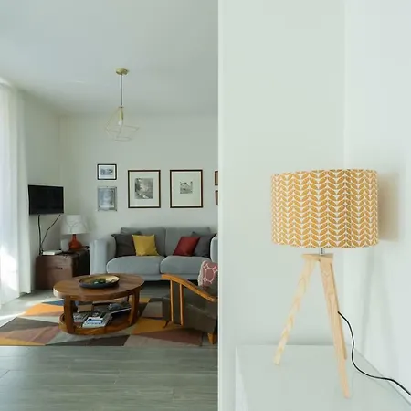 Romantic Pier By Rent * Carate Urio