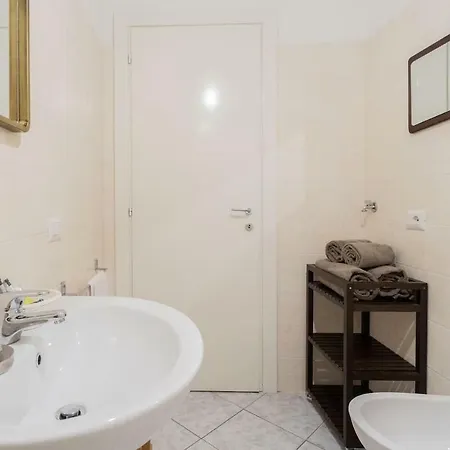 Romantic Pier By Rent Appartamento Carate Urio