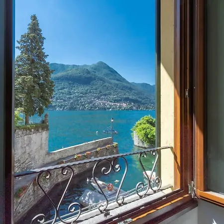 Romantic Pier Carate Urio