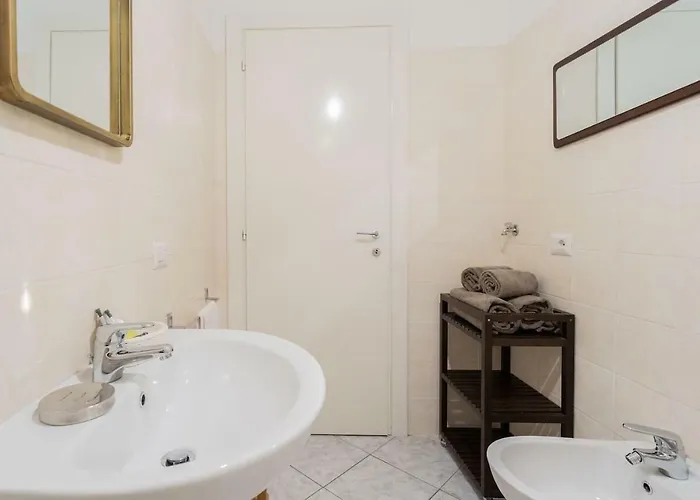 Romantic Pier By Rent Apartment Carate Urio