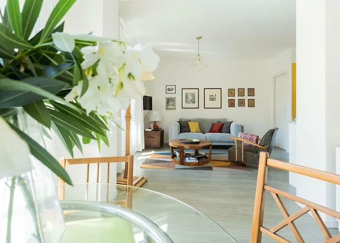 Romantic Pier By Rent Apartment Carate Urio